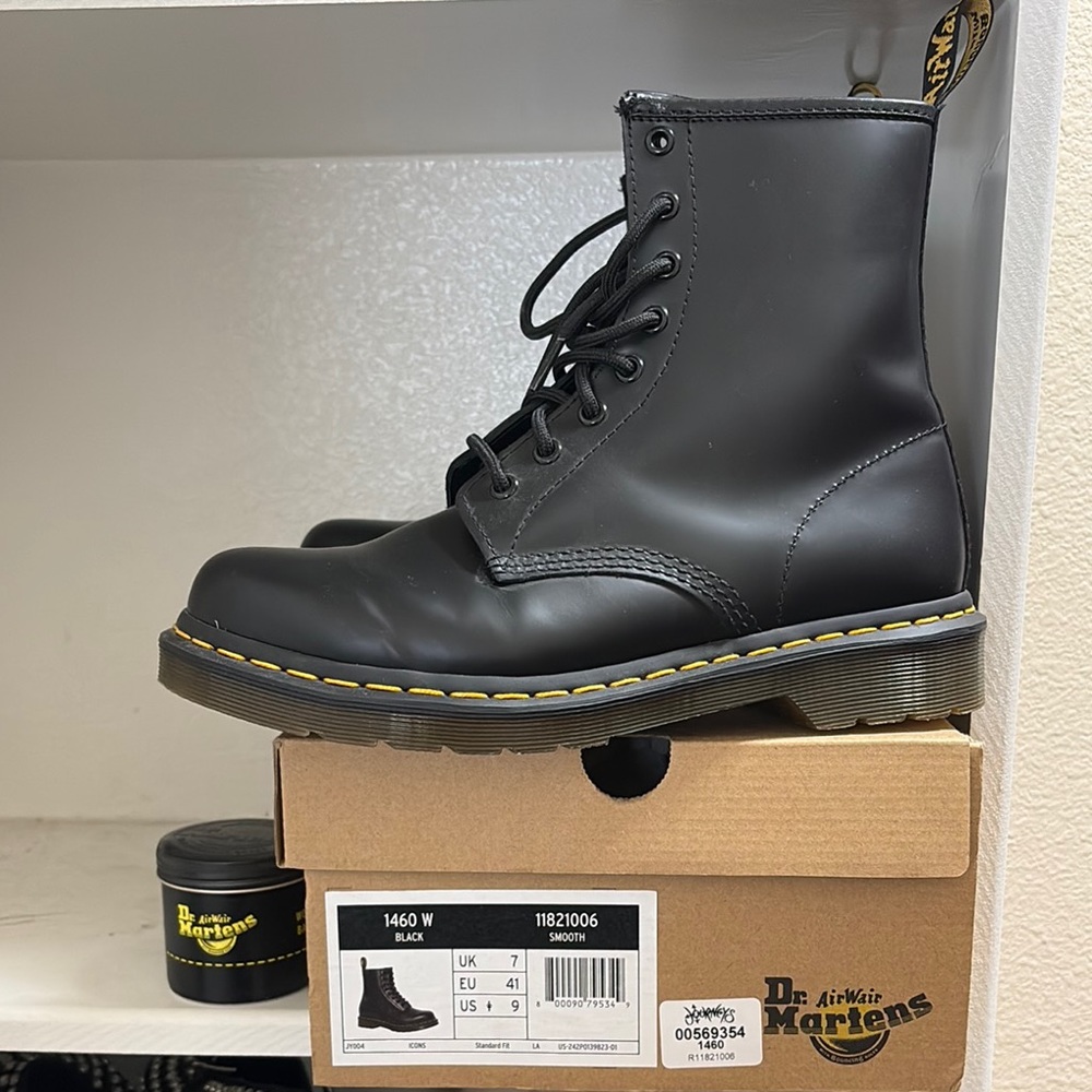 Dr. Martens 1460 boots
